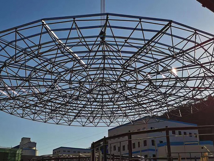铜川螺栓球网架工程施工现场